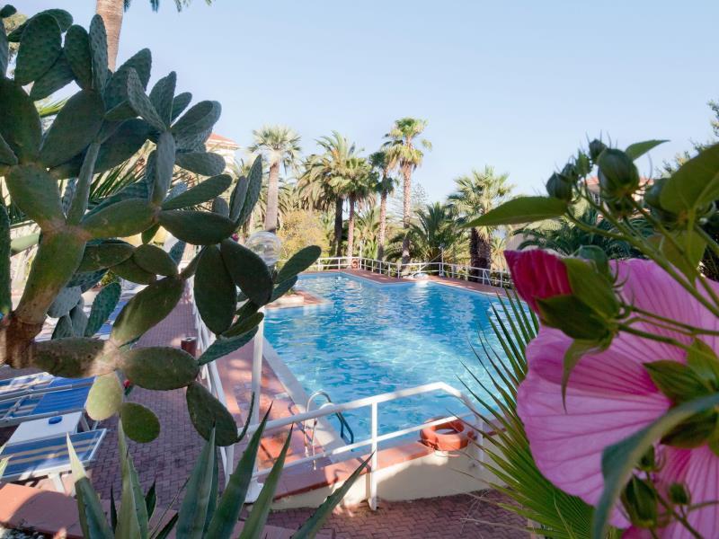 Nyala Suite Hotel Sanremo Exterior photo