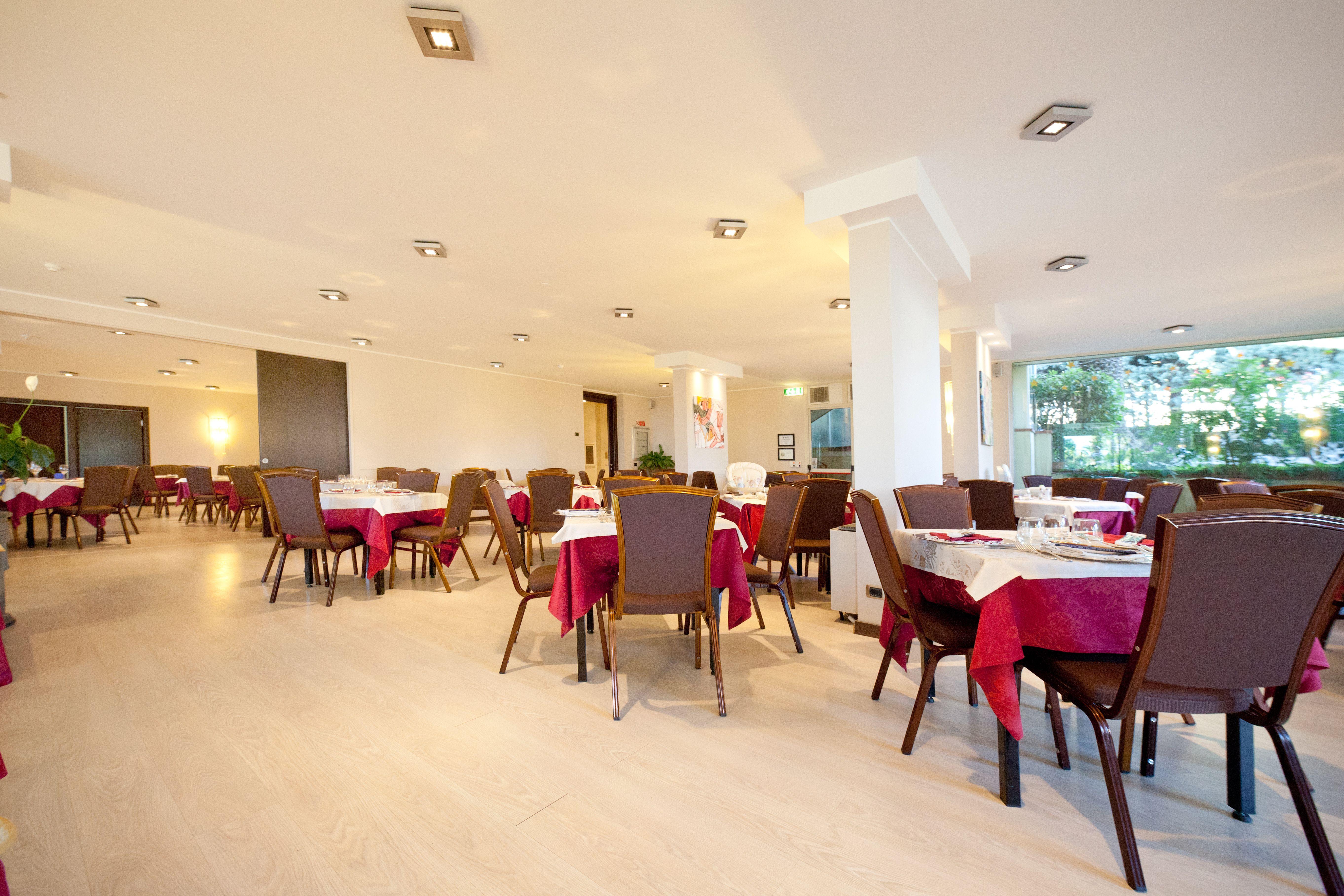 Nyala Suite Hotel Sanremo Exterior photo